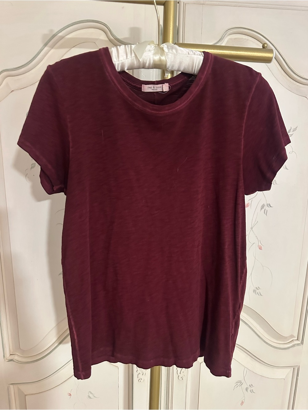 rag & bone Women's Short Sleeve Crew Tee in Burgundy